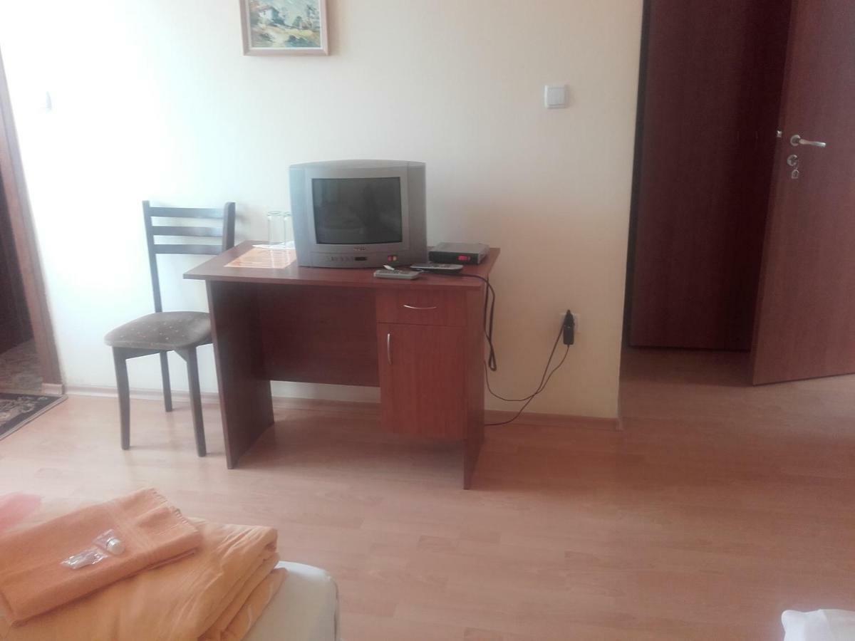 Hotel Aleksievata Kashta Gurgulyat エクステリア 写真
