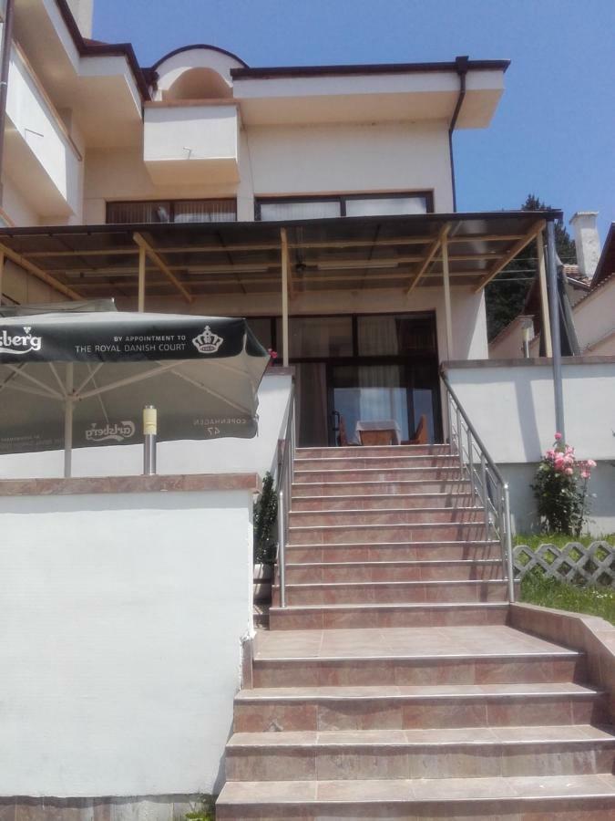 Hotel Aleksievata Kashta Gurgulyat エクステリア 写真