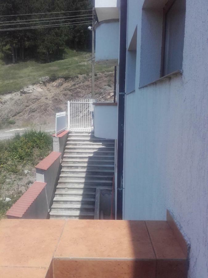 Hotel Aleksievata Kashta Gurgulyat エクステリア 写真